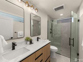 1123 A 10th Avenue E, Seattle WA 98102