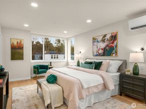 1123 A 10th Avenue E, Seattle WA 98102