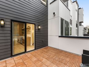 1123 A 10th Avenue E, Seattle WA 98102