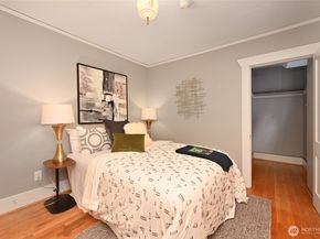 6056 25TH Avenue NE, Seattle WA 98115