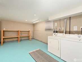 6056 25TH Avenue NE, Seattle WA 98115