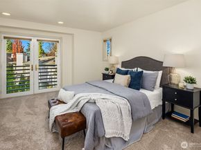 112 9th Lane 112, Kirkland WA 98033