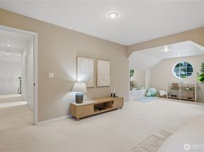 14402 SE 79th Drive, Newcastle WA 98059