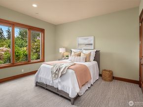 18212 244th Avenue NE, Woodinville WA 98077