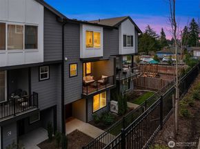 22924 80th Place W B, Edmonds WA 98026