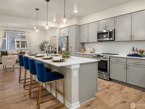 22924 80th Place W B, Edmonds WA 98026