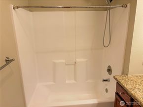 225 Logan Avenue S 111, Renton WA 98057