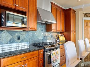 816 Walnut Street, Edmonds WA 98020