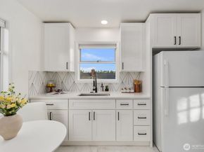 3112 SW 97th Street, Seattle WA 98126