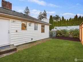 3112 SW 97th Street, Seattle WA 98126