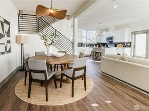 4110 30th Avenue S 8, Seattle WA 98108