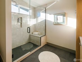 4110 30th Avenue S 8, Seattle WA 98108