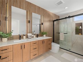 7526 6th Avenue NW, Seattle WA 98117