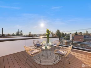 7526 6th Avenue NW, Seattle WA 98117