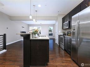 13724 Ash Way C1, Everett WA 98204