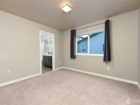 13724 Ash Way C1, Everett WA 98204