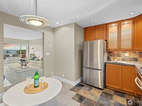 630 13th Avenue E 3, Seattle WA 98102