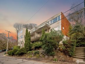 630 13th Avenue E 3, Seattle WA 98102