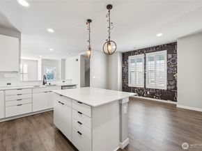 22505 70th Place W, Mountlake Terrace WA 98043