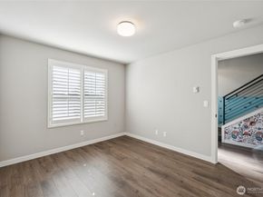 22505 70th Place W, Mountlake Terrace WA 98043