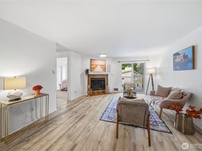 1144 N 198th Street E304, Shoreline WA 98133