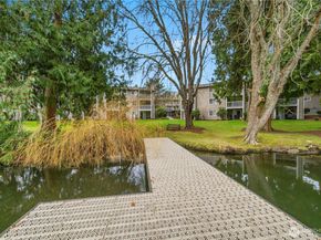 1144 N 198th Street E304, Shoreline WA 98133