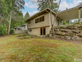 16217 Lake Hills Boulevard, Bellevue WA 98008