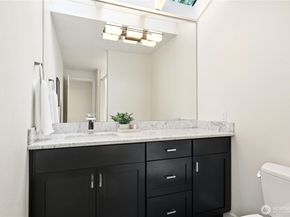 2057 213th Avenue NE, Sammamish WA 98074