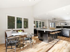 2057 213th Avenue NE, Sammamish WA 98074