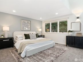 2057 213th Avenue NE, Sammamish WA 98074