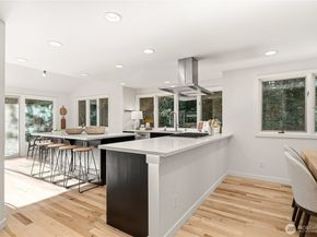 2057 213th Avenue NE, Sammamish WA 98074