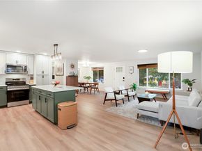 9365 Emerald Drive SE, Port Orchard WA 98367