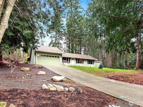 9365 Emerald Drive SE, Port Orchard WA 98367