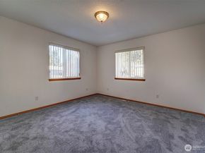 3029 Pickering Avenue NE, Bremerton WA 98310