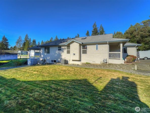 3029 Pickering Avenue NE, Bremerton WA 98310
