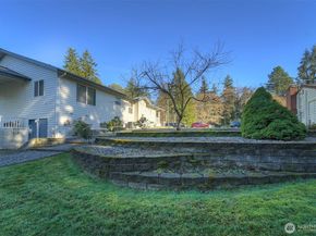 3029 Pickering Avenue NE, Bremerton WA 98310