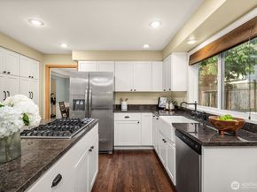 4662 244th Place SE, Issaquah WA 98029