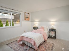 4662 244th Place SE, Issaquah WA 98029