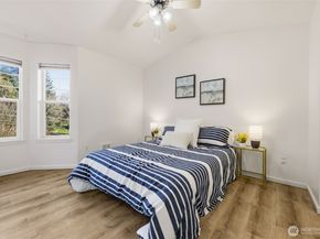 1227 NE 135th St, Seattle WA 98125