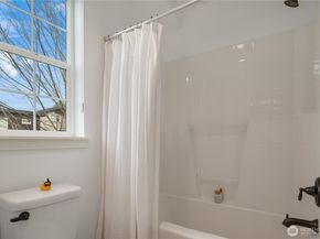 327 4th Avenue S, Kirkland WA 98033