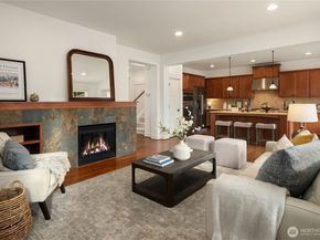 327 4th Avenue S, Kirkland WA 98033