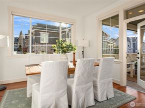 327 4th Avenue S, Kirkland WA 98033