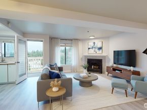 29645 18th Avenue S A303, Federal Way WA 98003