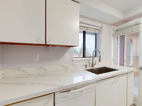 29645 18th Avenue S A303, Federal Way WA 98003