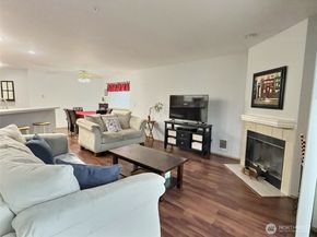 11325 19th Avenue SE C211, Everett WA 98208