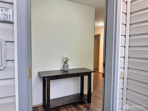 11325 19th Avenue SE C211, Everett WA 98208