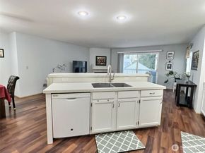 11325 19th Avenue SE C211, Everett WA 98208