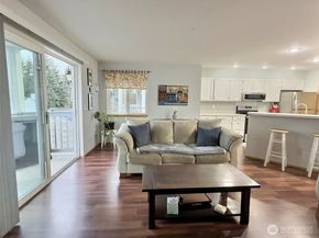 11325 19th Avenue SE C211, Everett WA 98208