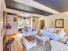 3918 NW Phinney Bay Drive, Bremerton WA 98312