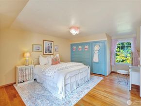 3918 NW Phinney Bay Drive, Bremerton WA 98312